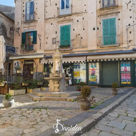 Bed & Breakfast Residenza Danidea *