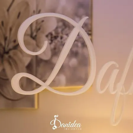 Residenza Danidea 4* تروبيا