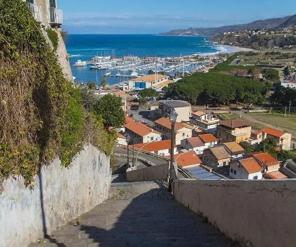 Alojamento de Acomodação e Pequeno-almoço Residenza Danidea 4*