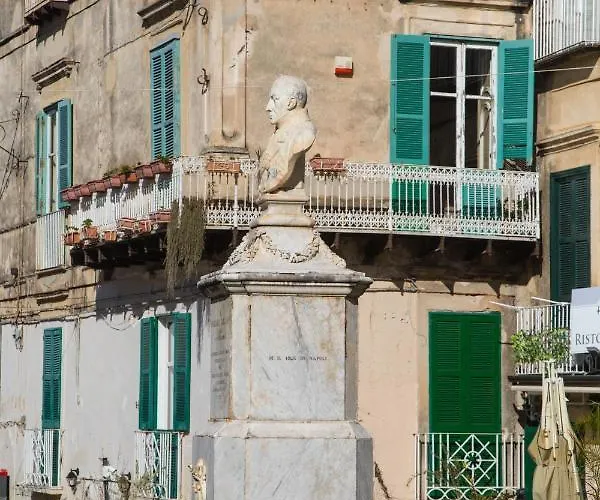 Residenza Danidea Alojamento de Acomodação e Pequeno-almoço Tropea