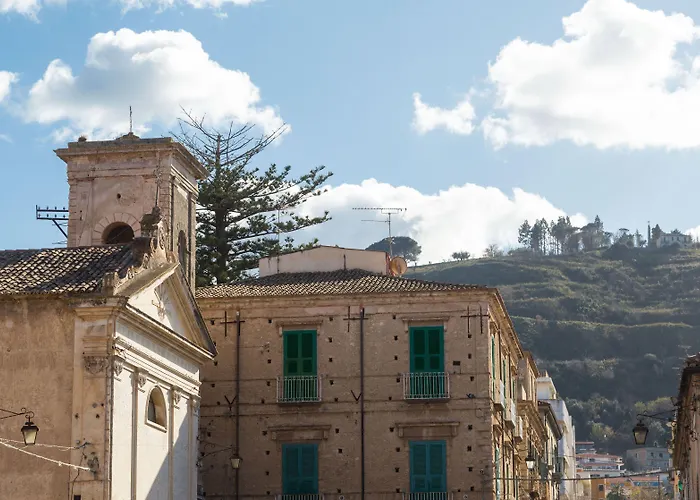 Bed & Breakfast Residenza Danidea 4*